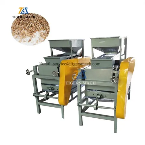 Macchina cracker rotto di mandorle